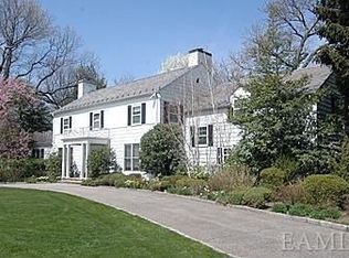 825 Orienta Ave, Mamaroneck, NY 10543