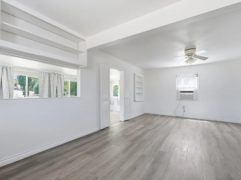 4851 W Avenue M #8 — Photo 8