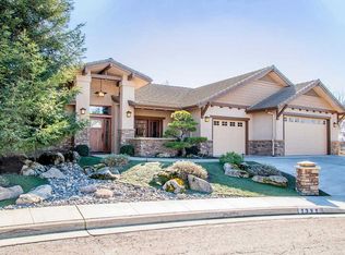 1331 E Laura Ct, Visalia, CA 93292