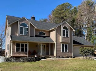 361 Westall Dr, Richmond, VT 05477