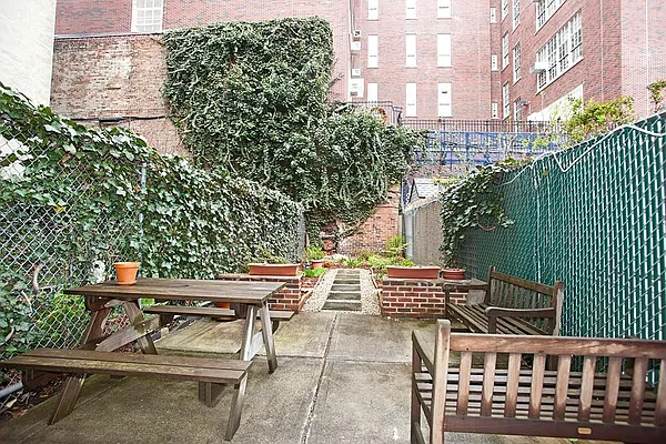 Sold by Space Marketing Shop | media 20