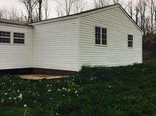 1718 Amity Ridge Rd, Washington, PA 15301