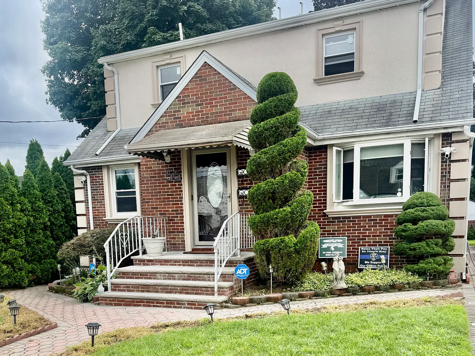 1 bed, $2,200 — Photo 1