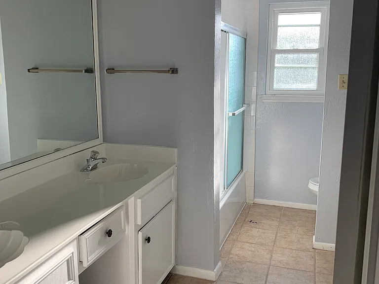 4131 Yupon Ridge Dr — Photo 6