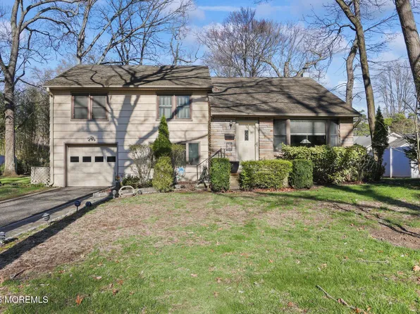 187 Elmwood Rd, Oakhurst, NJ 07755