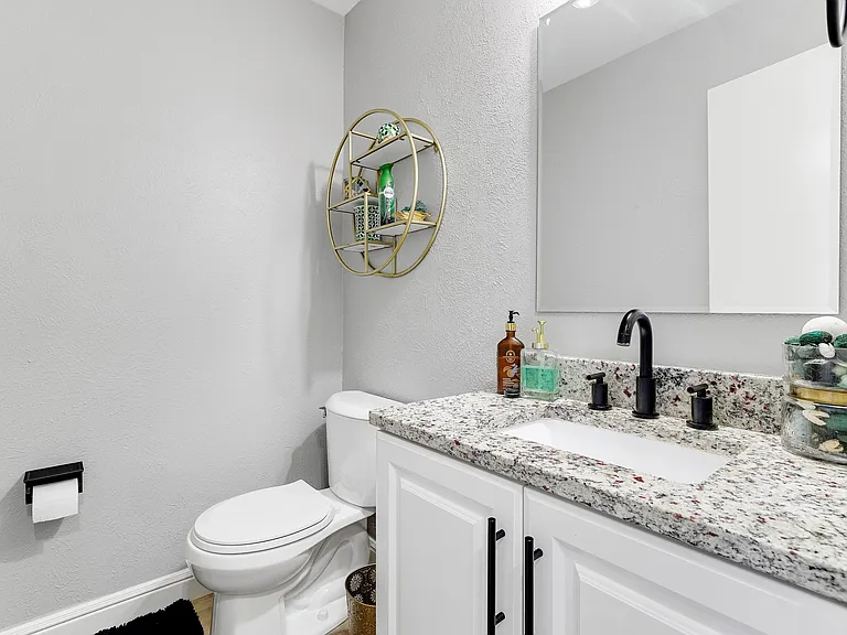 12814 Pandora Dr #12814 — Photo 4