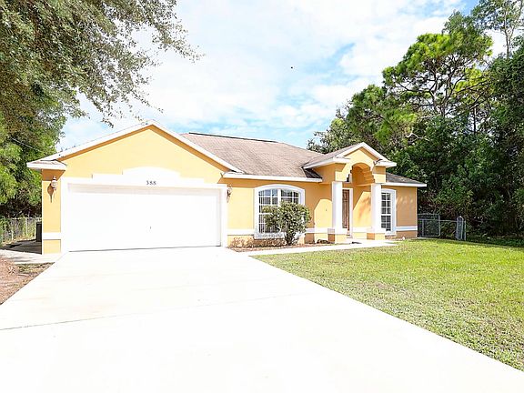 3rd image of 388 SW Tulip Blvd