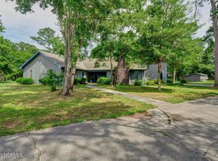 136 Grainger Point Rd, Wilmington, NC 28409