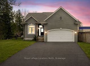 1094 River Rd W, Wasaga Beach, ON L9Z 2W7