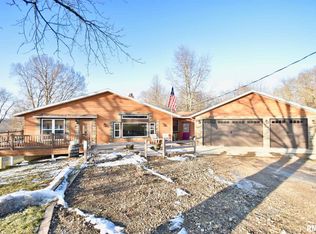 406 W Fast Ave, Mackinaw, IL