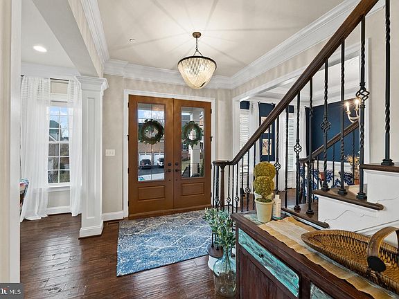 3rd image of 11864 Peppervine Dr
