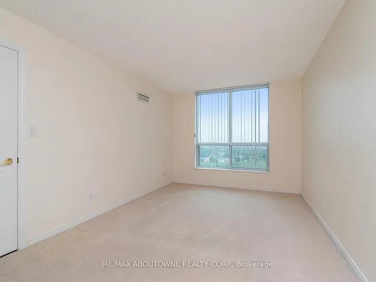 4850 Glen Erin Dr #704 — Photo 14