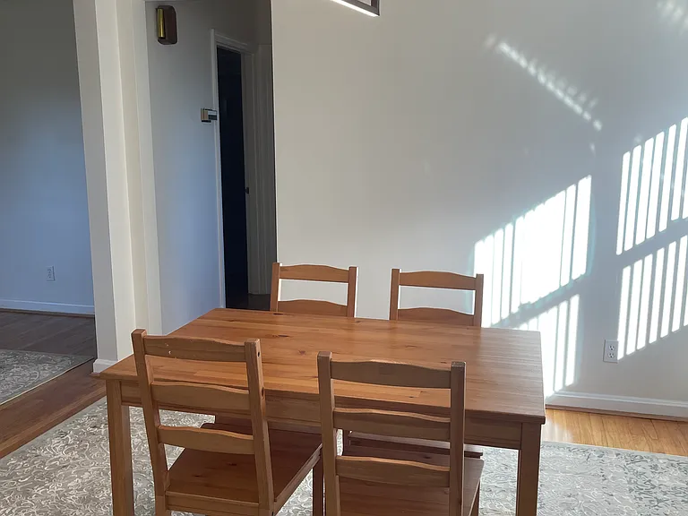 5622 Vogel Rd — Photo 25