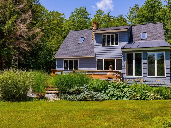 1886 Winhall Hollow Road, Londonderry, VT 05155