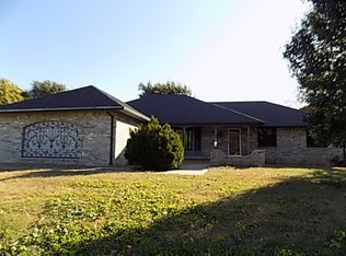1350 N Firefly Dr, Wichita, KS 67235