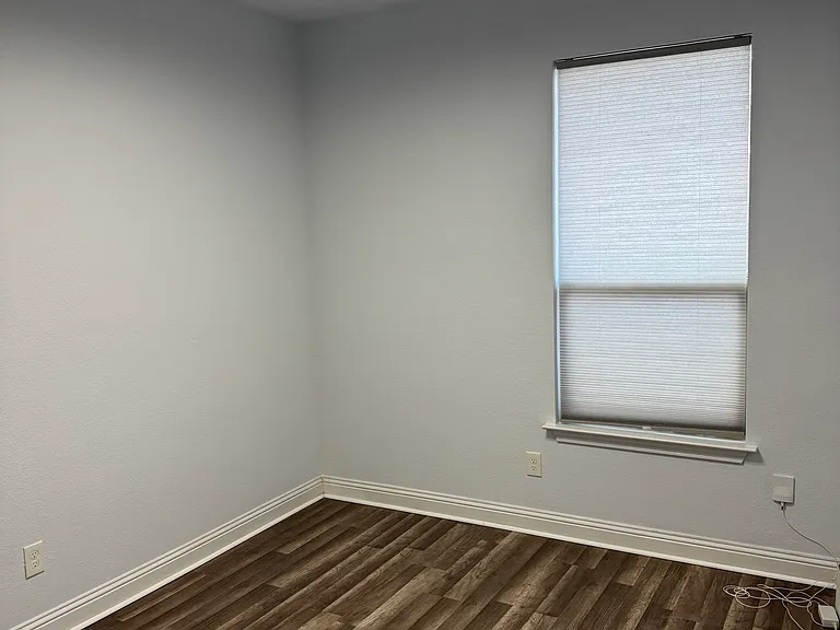 3919 Diamond Ave — Photo 15