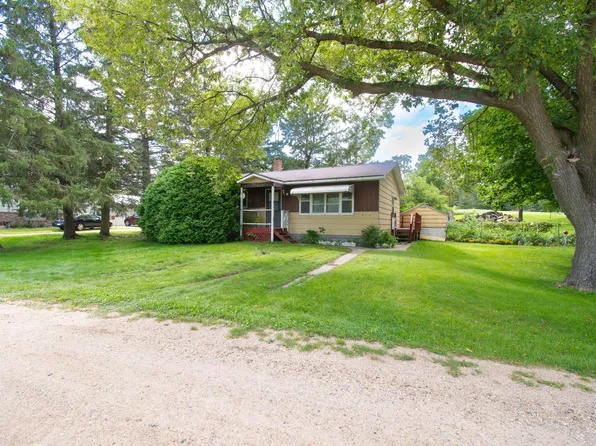 510 Douglas St, Garfield, MN 56332