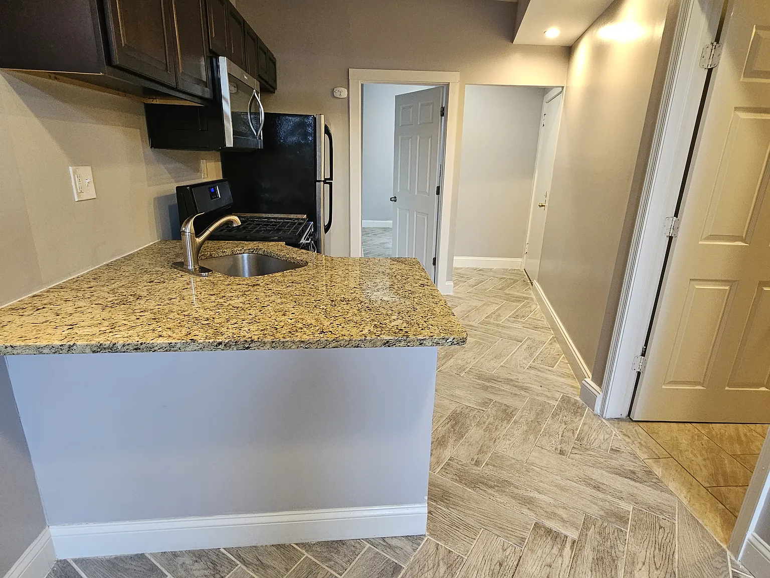 1 bed, $1,875 — Photo 3
