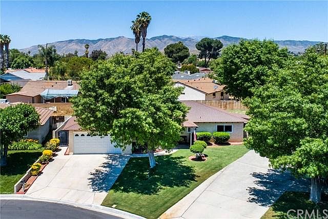 1st image of 40944 Camellia Dr