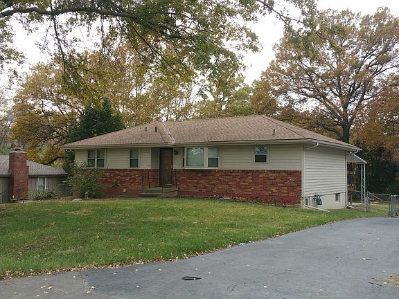 3rd image of 4410 N Walrond Ave