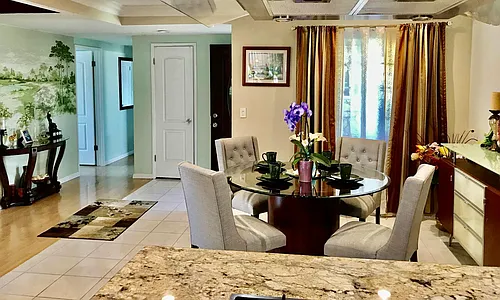 10642 Henderson Ave Photo 1