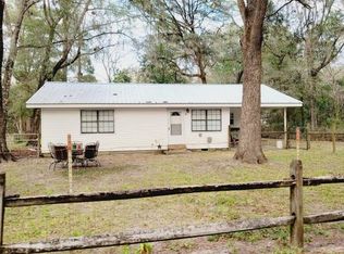 10 1st Ave, Waynesville, GA 31566