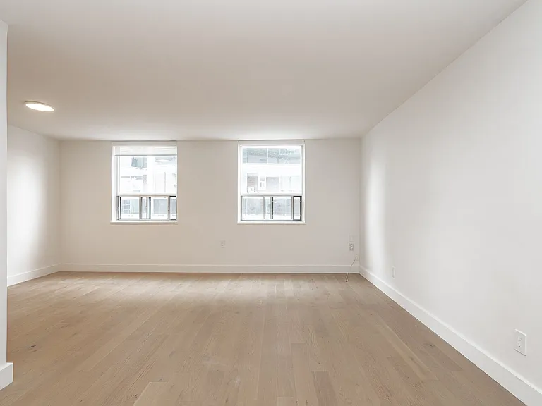 188 Jameson Ave — Photo 13