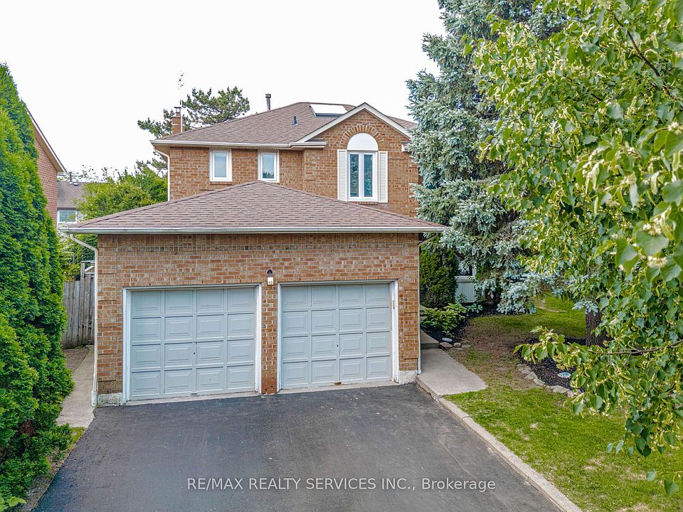 1st image of 50 Barr Cres