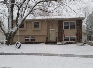 4004 SW 12th St, Des Moines, IA 50315