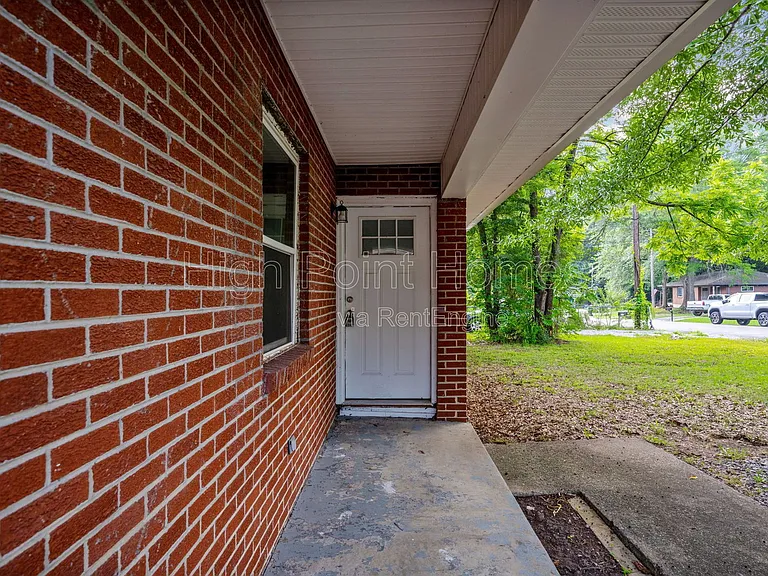 1317 Mayfield Ln #A — Photo 17