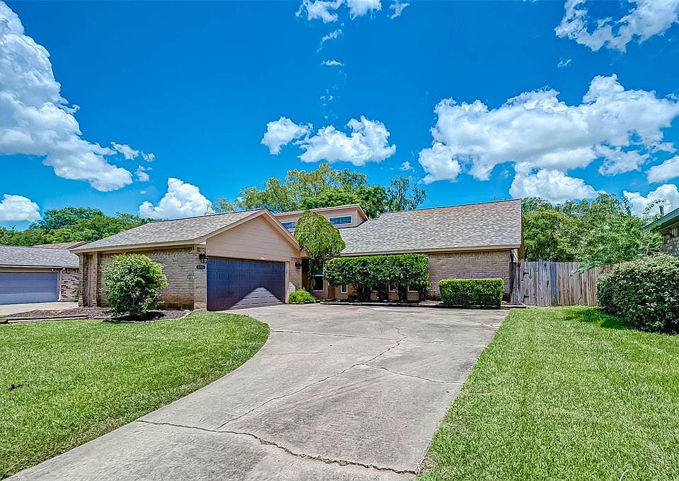 1st image of 2723 Colony Dr