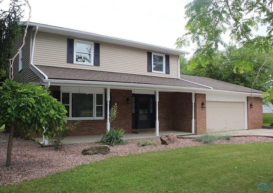 1st image of 807 Lois Clarke Ln