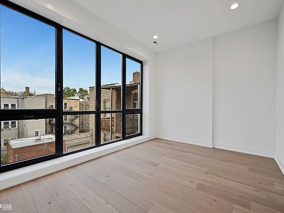 5th image of 1325 W Carmen Ave #2