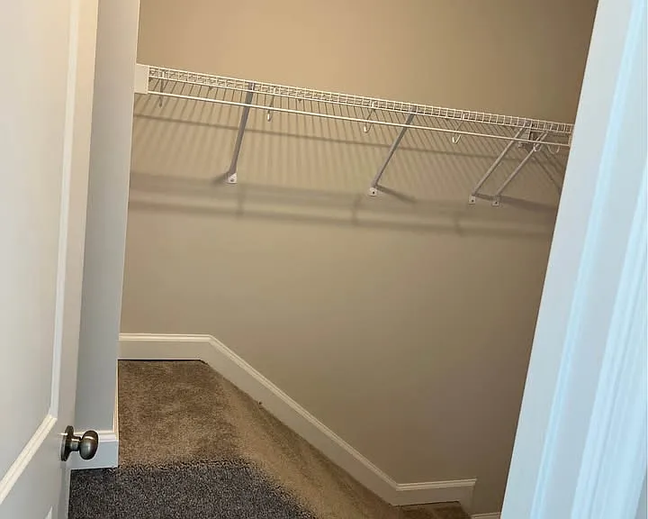 Closet 3