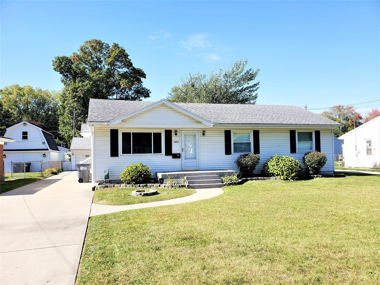 3 bed, 1248 sqft, $1,650 — Photo 2