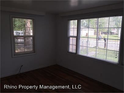 3rd image of 1495 W Sunset Ave