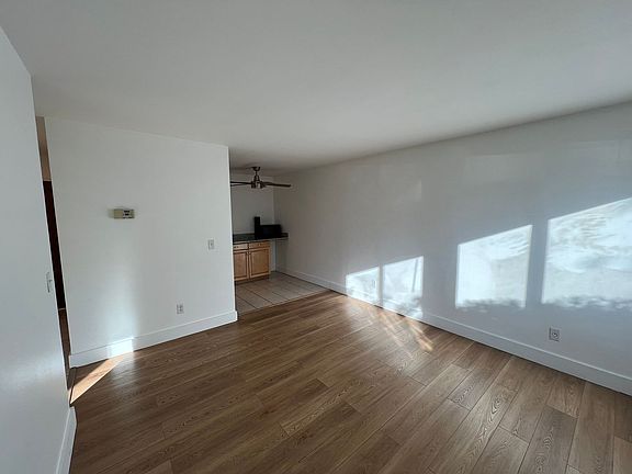 4th image of 2212 Aldrich Ave S APT 104