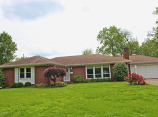 722 Indian Ridge Rd, Windy Hills, KY 40207