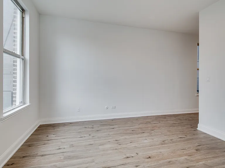 2029 N Damen Ave #2FR — Photo 10