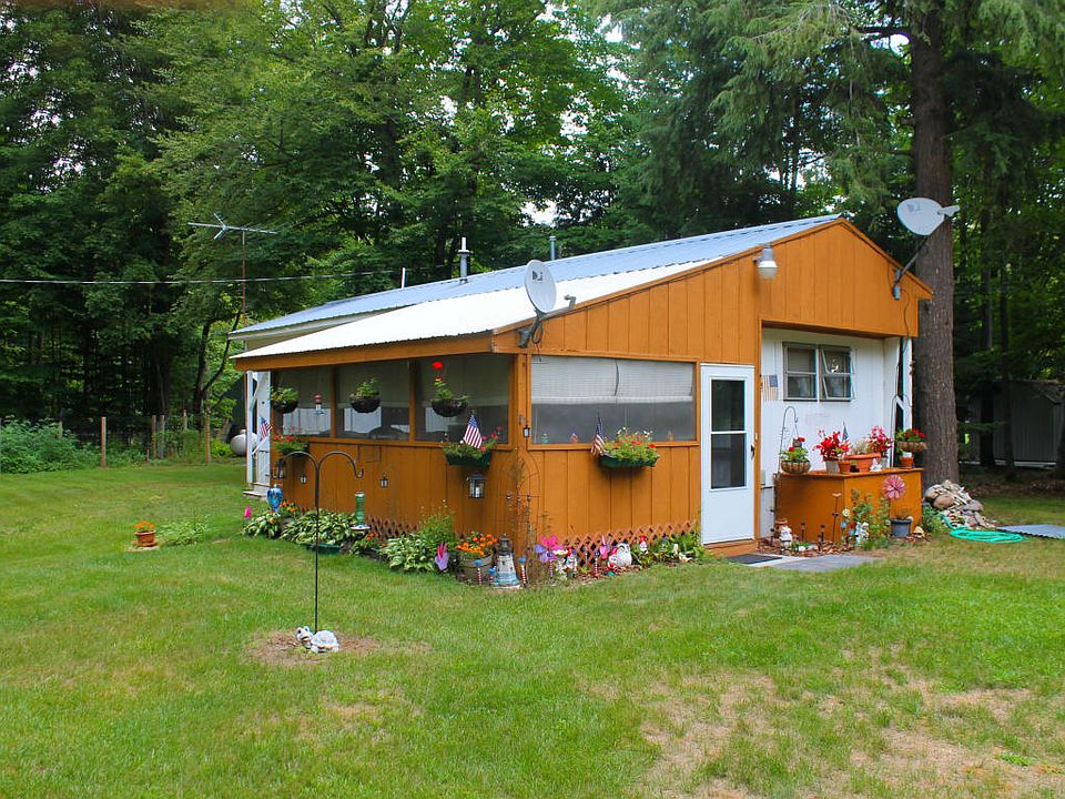 1st image of 30215 E 2nd St