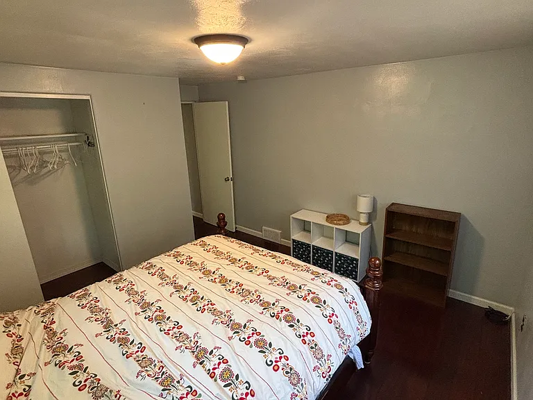 317 Pitt St #2 — Photo 16
