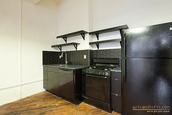 Rented by aptsandlofts.com | media 13