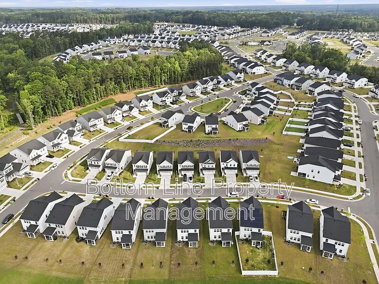 2029 Titanium Rock Rd — Photo 18