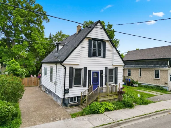 18 Mount Pleasant Ave, London, ON N6H 1C9