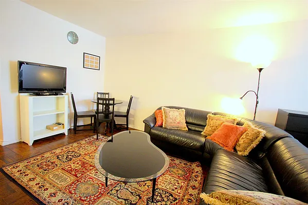 Rented by Corcoran | media 7