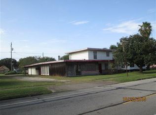 1119 W 2nd St, Freeport, TX 77541