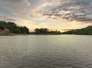 3498 Riverside Dr, Saugatuck, MI 49453