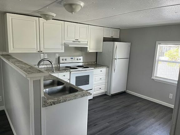 2nd image of 2850 New Tampa Hwy #59