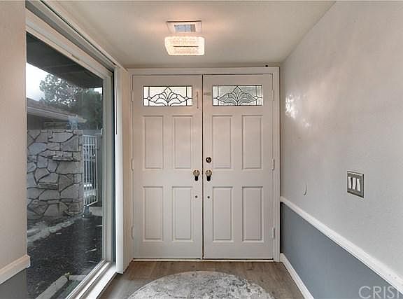 3rd image of 28432 Winterdale Dr