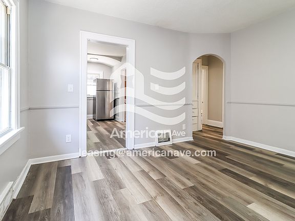 1534620_003_dining_room_4.jpg